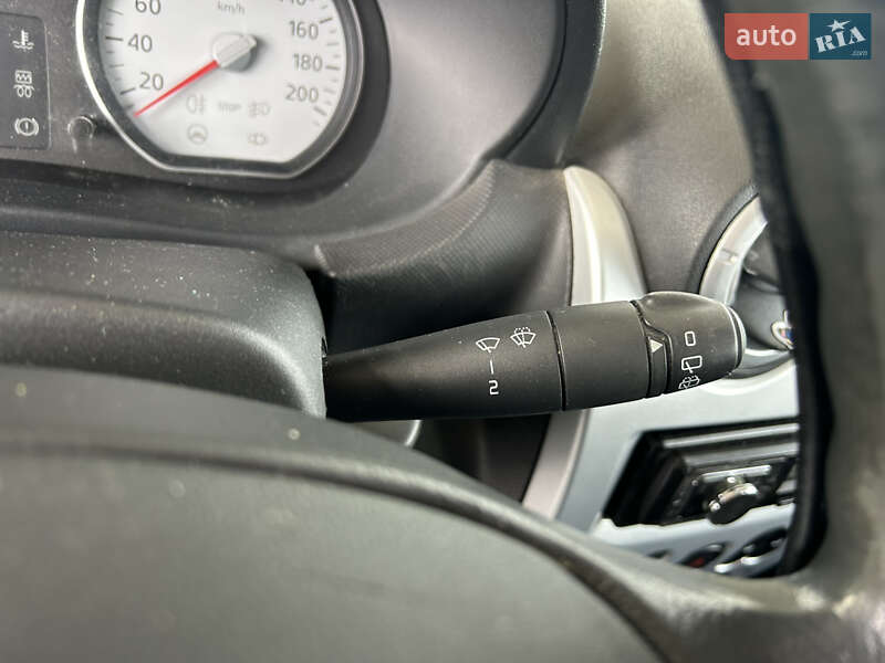 Седан Dacia Logan 2011 в Белой Церкви