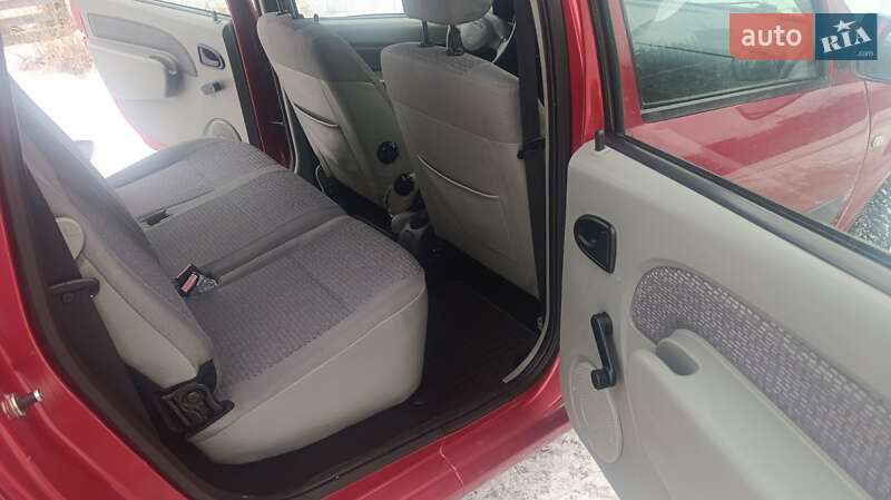 Седан Dacia Logan 2007 в Вінниці