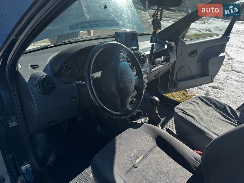 Седан Dacia Logan 2006 в Каменец-Подольском