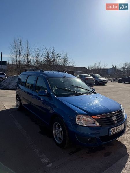 Седан Dacia Logan 2009 в Чернигове