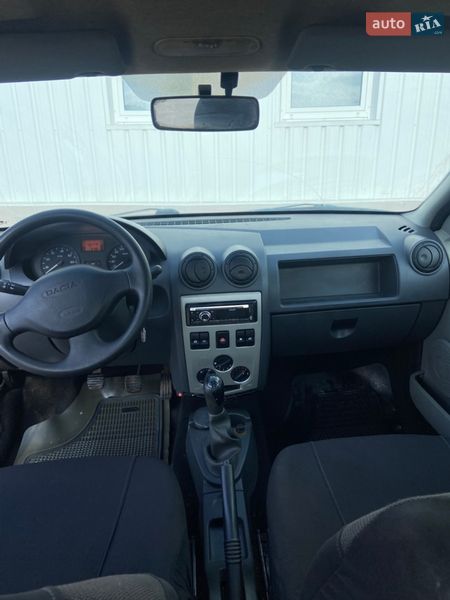 Седан Dacia Logan 2008 в Киеве