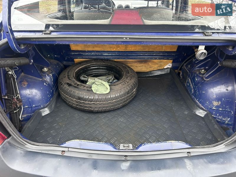 Седан Dacia Logan 2007 в Києві