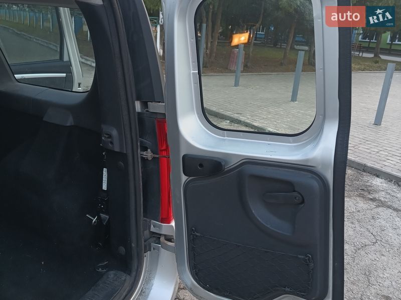 Седан Dacia Logan 2010 в Стебльові фото 14 Седан Dacia Logan 2010 в Стебльові