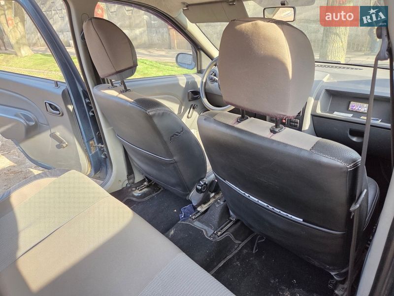 Седан Dacia Logan 2008 в Дніпрі фото 10 Седан Dacia Logan 2008 в Дніпрі