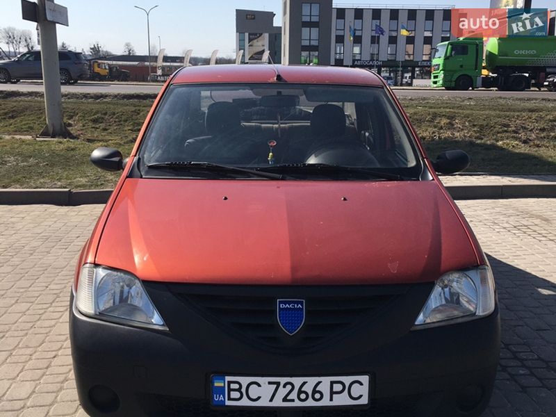 Седан Dacia Logan 2007 в Пустомитах