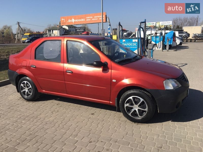 Седан Dacia Logan 2007 в Пустомитах