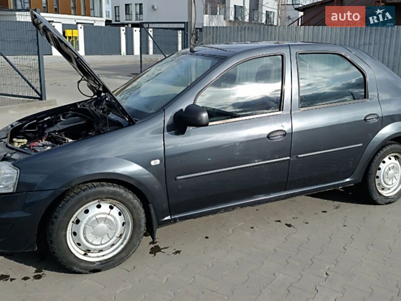 Седан Dacia Logan 2008 в Буче