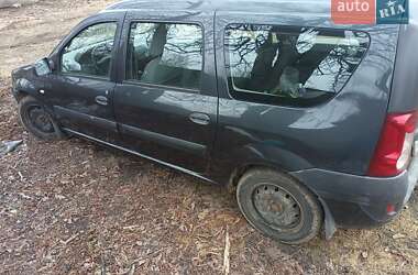 Седан Dacia Logan 2008 в Чернігові