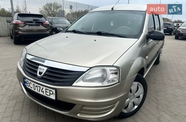 Седан Dacia Logan 2012 в Львове