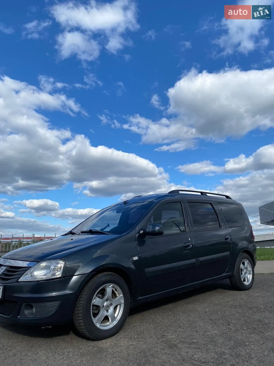 2010 Dacia Logan - мініатюра 6