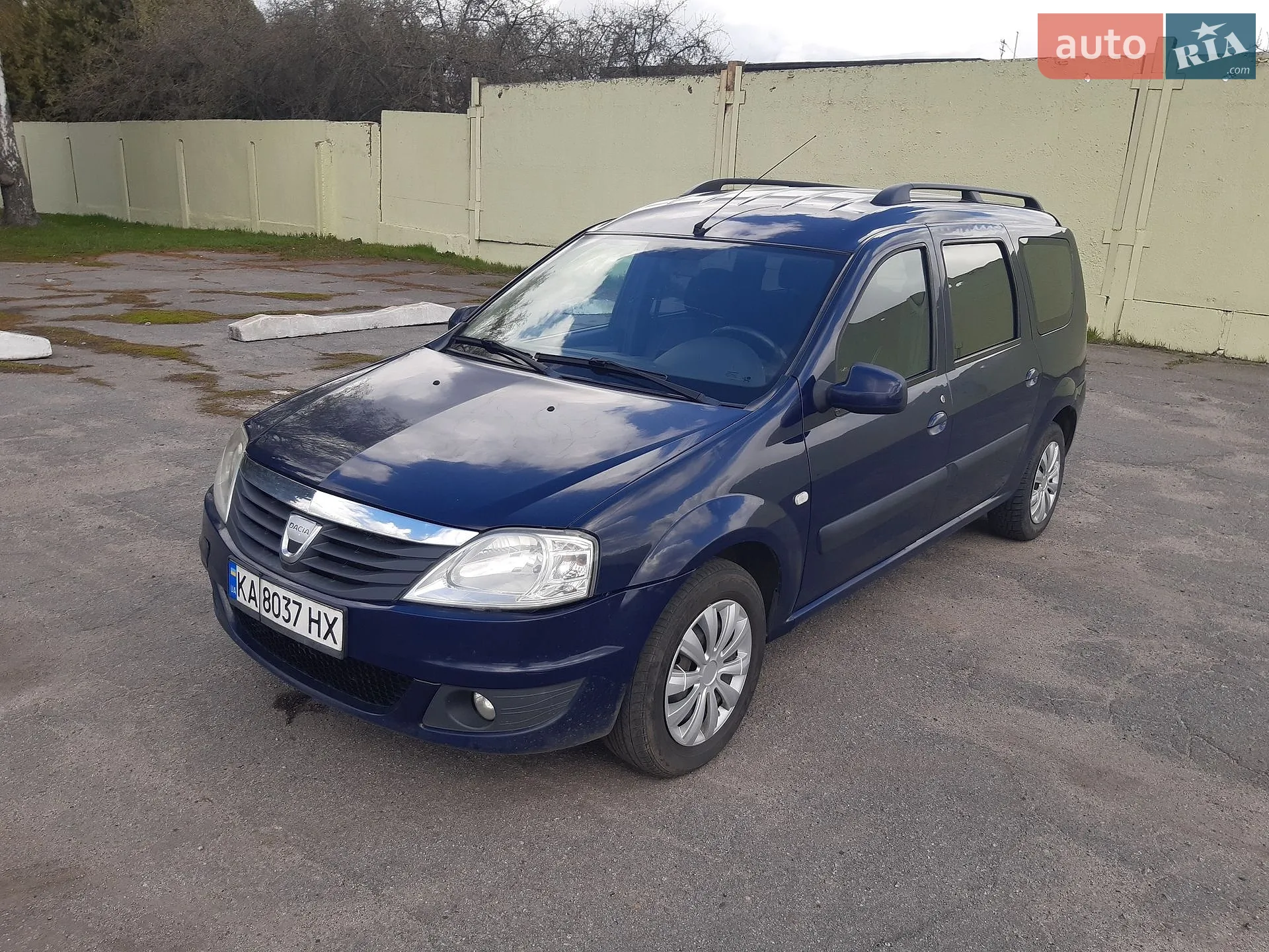 2010 Dacia Logan - мініатюра 12