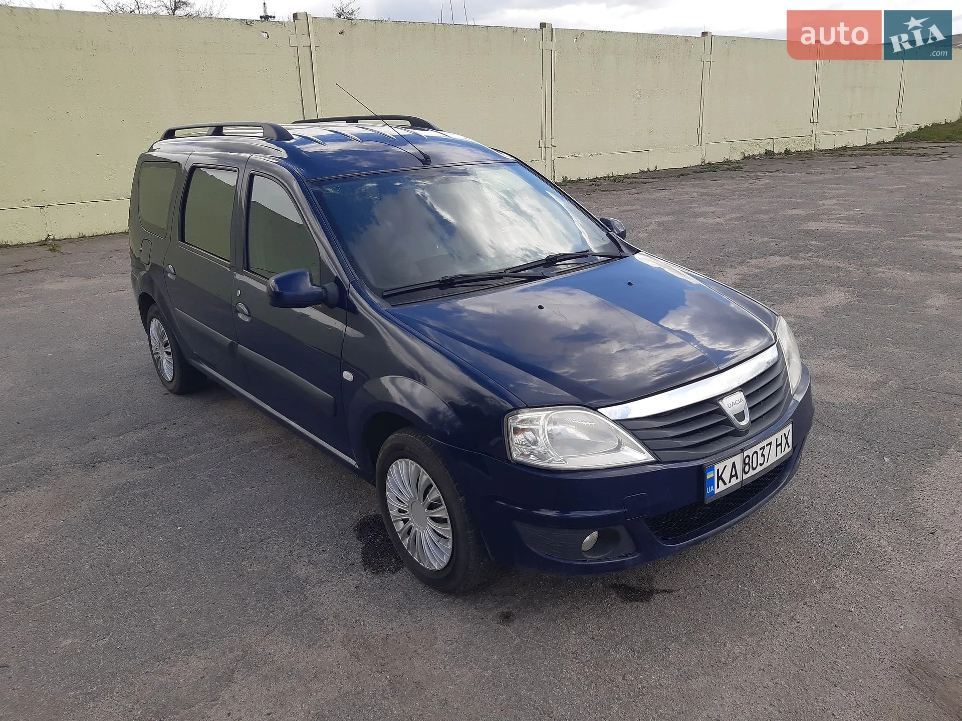 2010 Dacia Logan - мініатюра 13