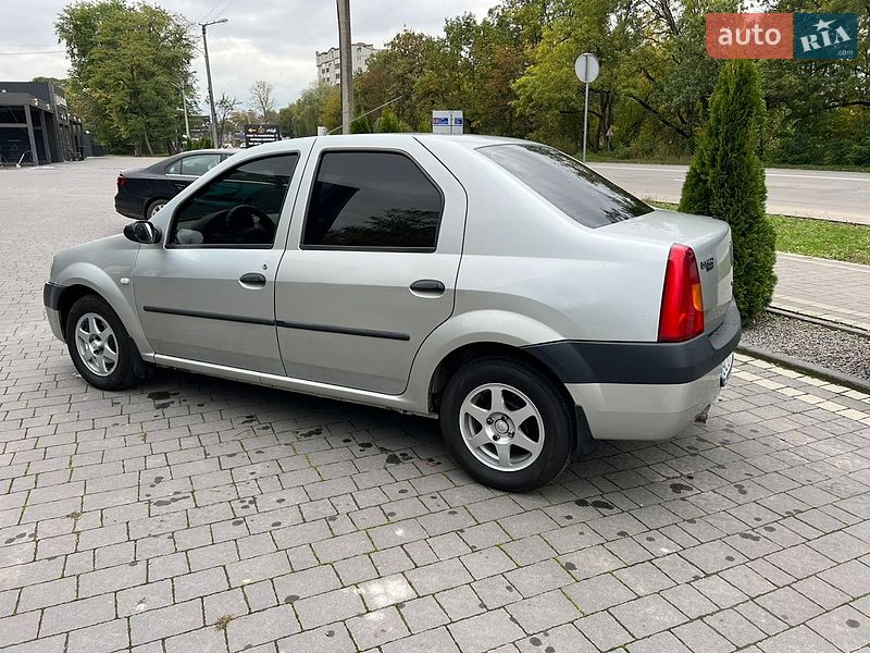 Седан Dacia Logan 2006 в Ивано-Франковске