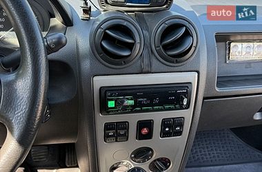 Седан Dacia Logan 2007 в Киеве