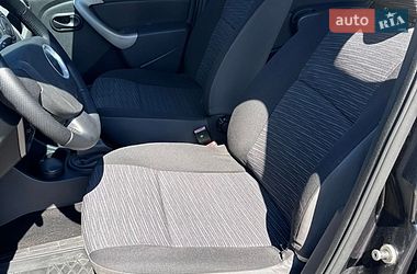 Седан Dacia Logan 2008 в Кривом Роге