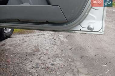 Седан Dacia Logan 2006 в Харькове