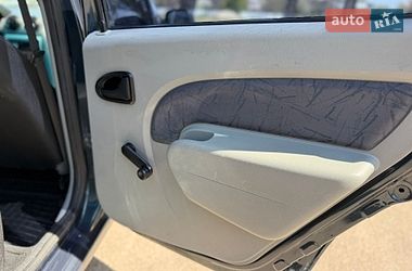 Седан Dacia Logan 2006 в Киеве