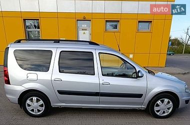 Седан Dacia Logan 2010 в Дубно
