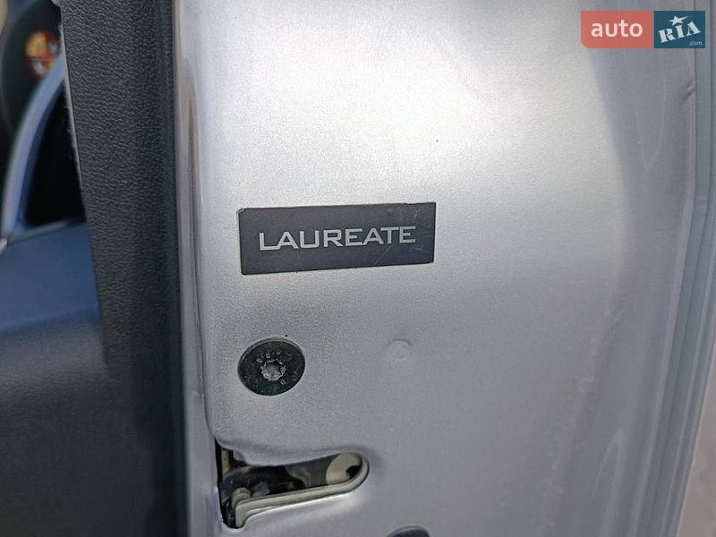 Седан Dacia Logan 2010 в Дубно