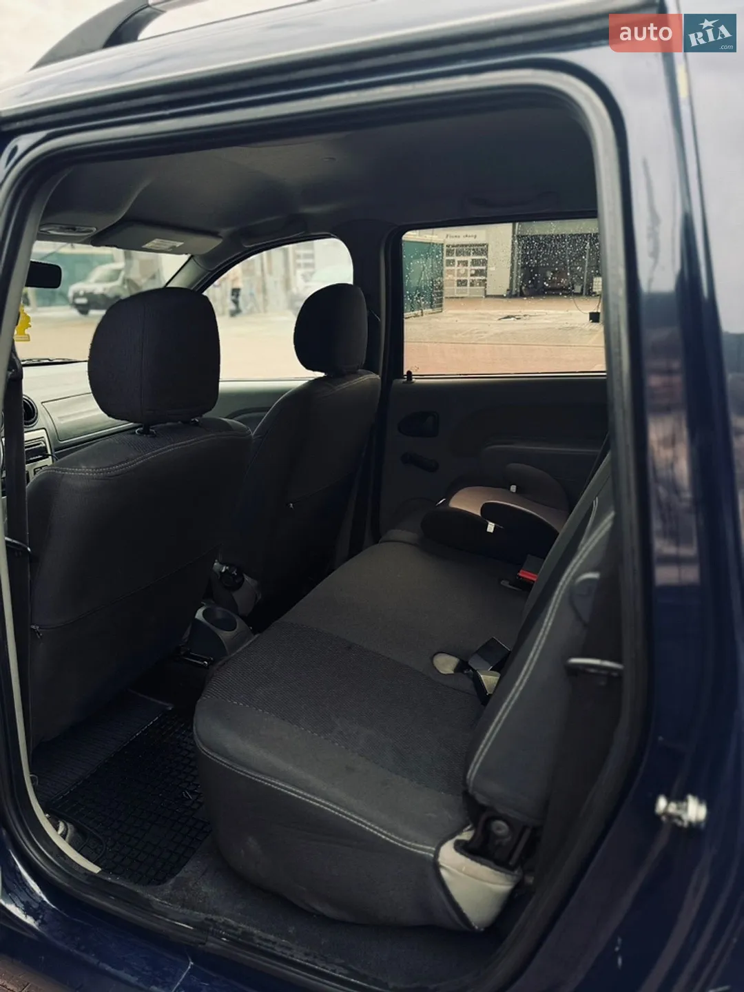 2011 Dacia Logan - мініатюра 6