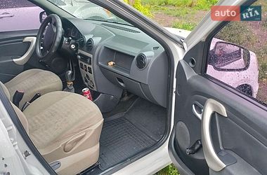 Седан Dacia Logan 2007 в Ровно фото 6 Седан Dacia Logan 2007 в Ровно