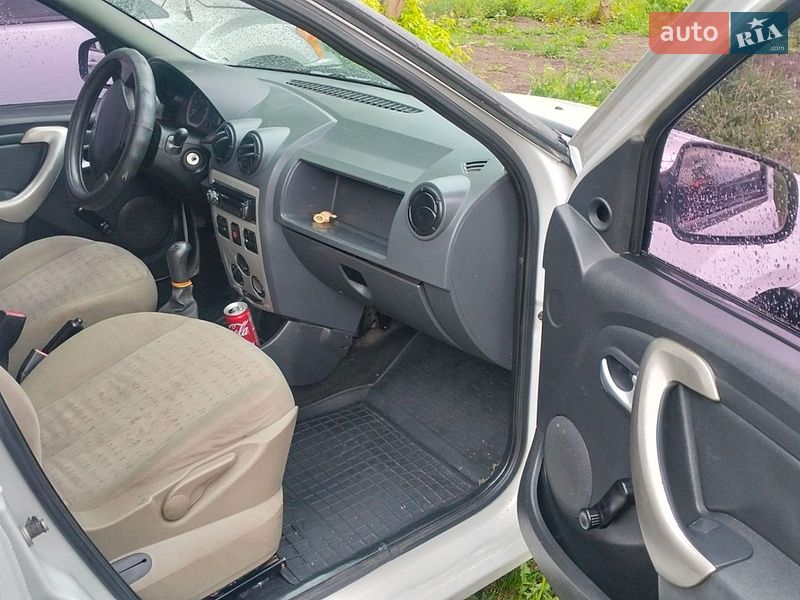 Седан Dacia Logan 2007 в Ровно фото 6 Седан Dacia Logan 2007 в Ровно