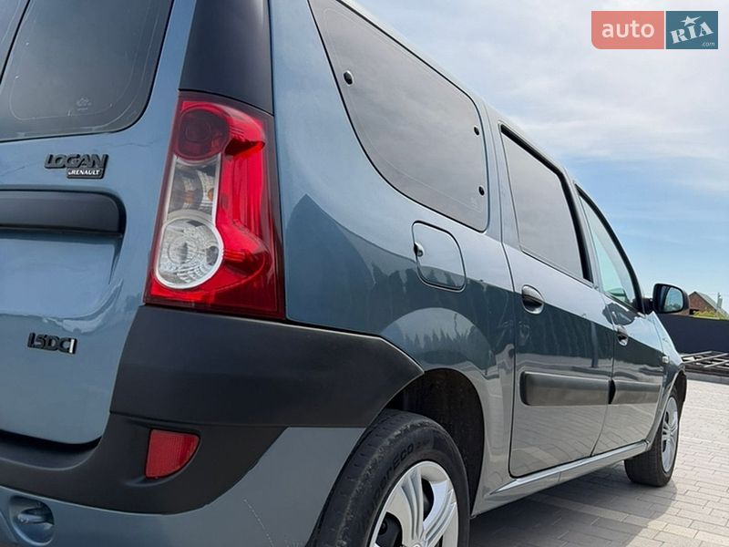 Седан Dacia Logan 2008 в Каменец-Подольском