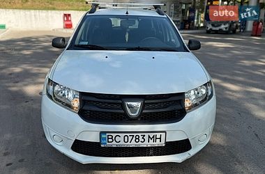 Седан Dacia Logan 2014 в Львове