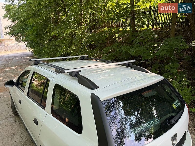Седан Dacia Logan 2014 в Львове