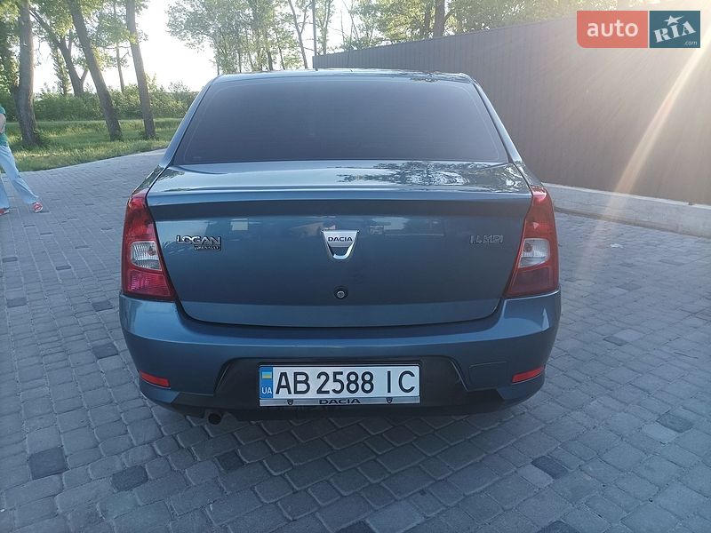 Седан Dacia Logan 2009 в Виннице