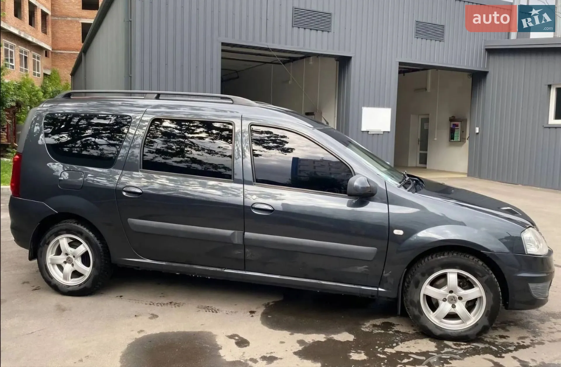 2010 Dacia Logan - мініатюра 11