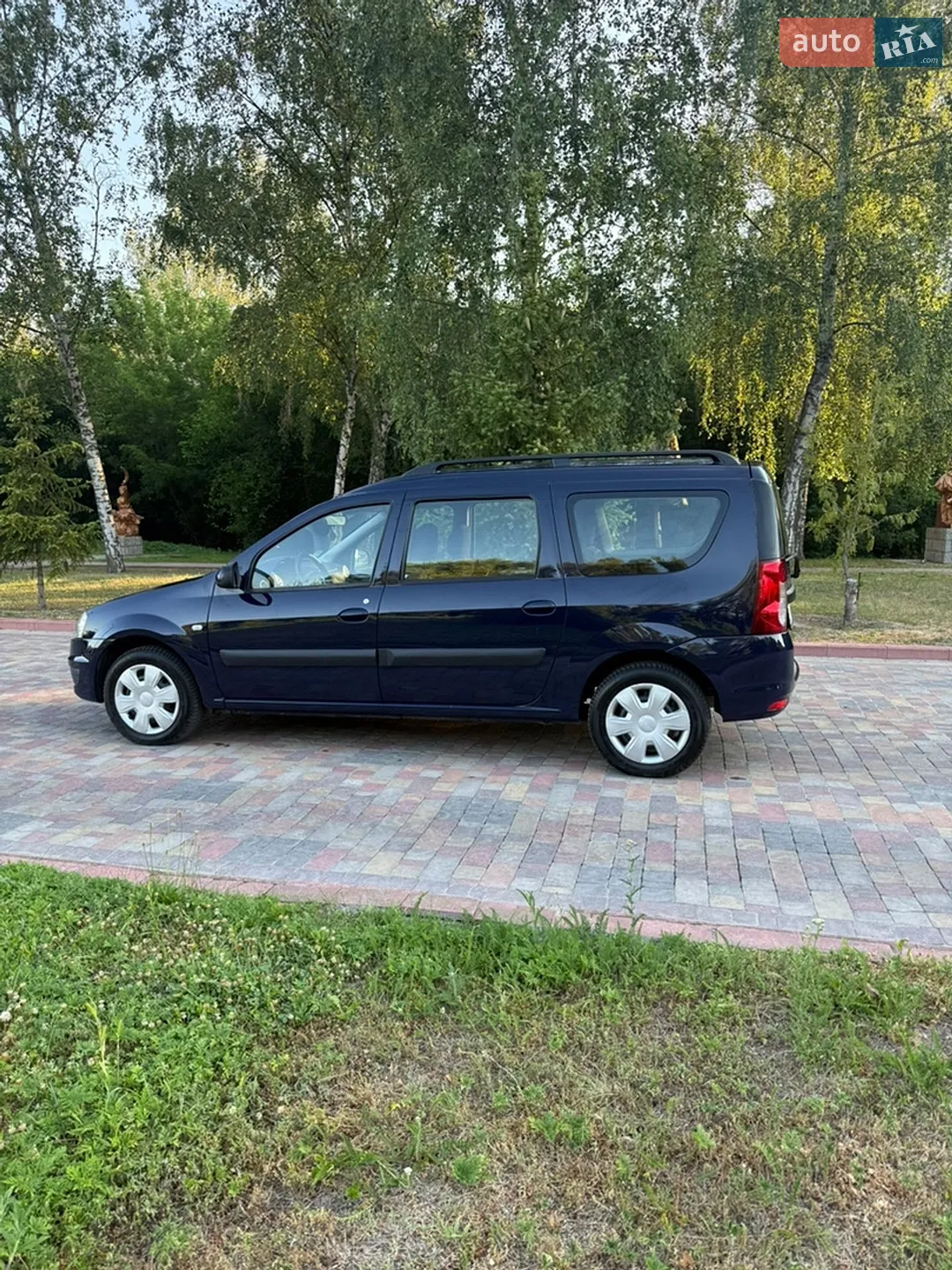 2010 Dacia Logan - мініатюра 3