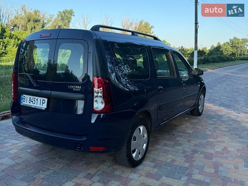 Седан Dacia Logan 2010 в Миргороді фото 6 Седан Dacia Logan 2010 в Миргороді