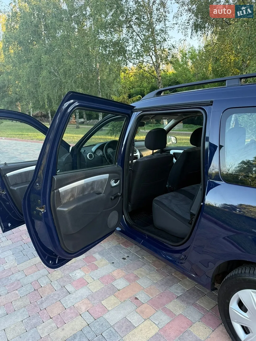 2010 Dacia Logan - мініатюра 12