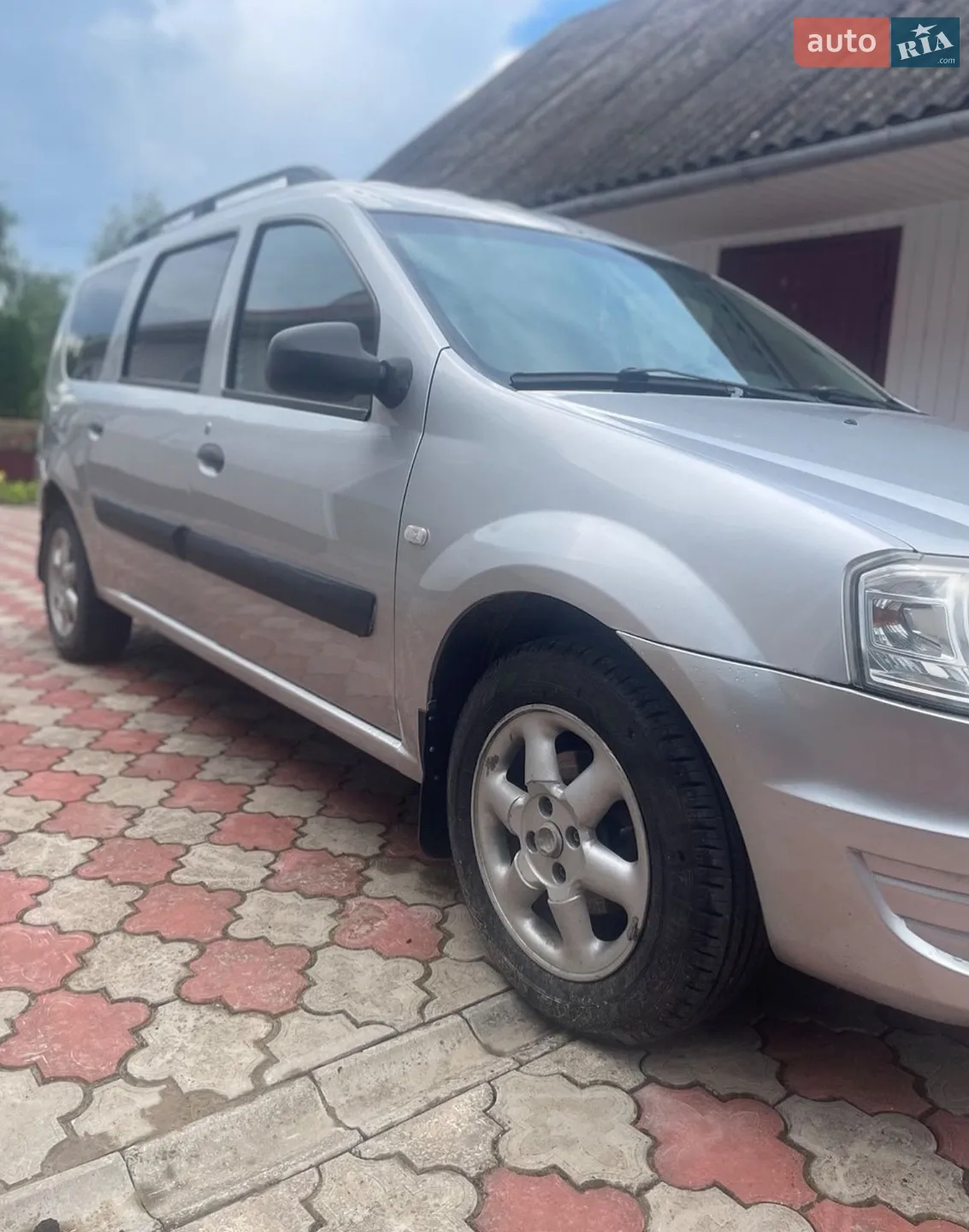 2011 Dacia Logan - мініатюра 3