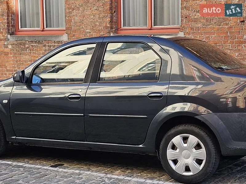 Dacia Logan 2011