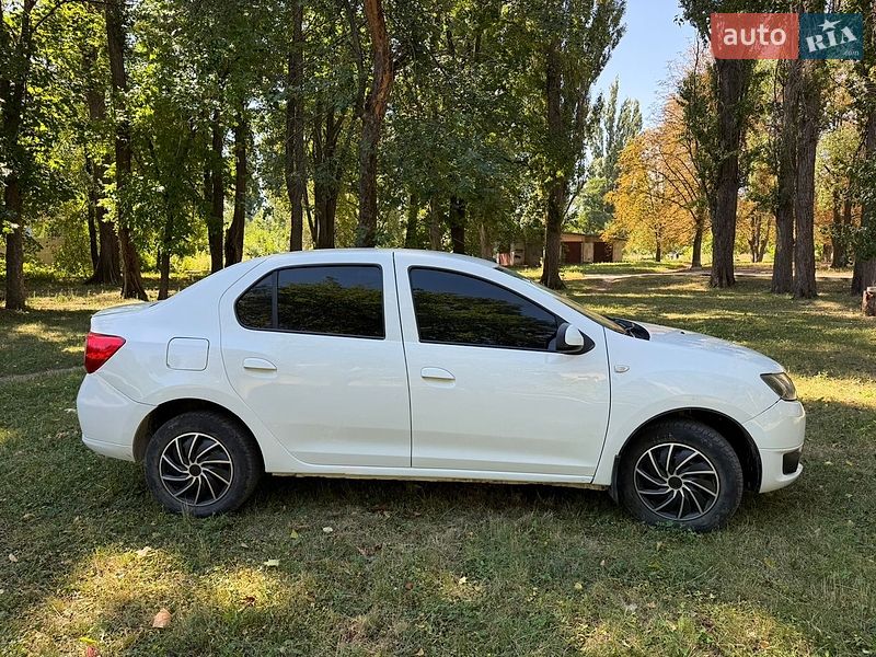Седан Dacia Logan 2016 в Желтых Водах