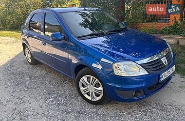 Седан Dacia Logan 2009 в Киеве фото 3 Седан Dacia Logan 2009 в Киеве