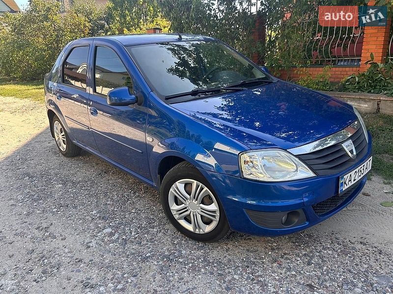 Седан Dacia Logan 2009 в Киеве фото 3 Седан Dacia Logan 2009 в Киеве