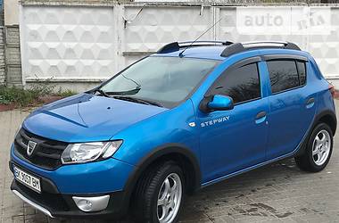 Хэтчбек Dacia Sandero StepWay 2013 в Ровно