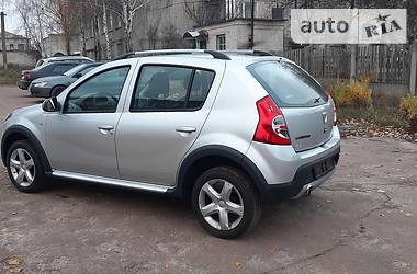 Хэтчбек Dacia Sandero StepWay 2011 в Чернигове