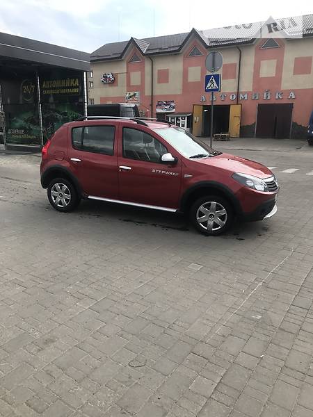 Хетчбек Dacia Sandero StepWay 2012 в Дубні фото 2 Хетчбек Dacia Sandero StepWay 2012 в Дубні