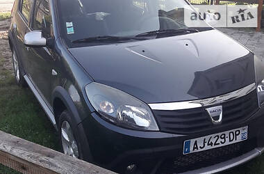 Хэтчбек Dacia Sandero StepWay 2010 в Луцке