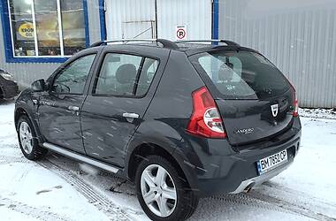 Хетчбек Dacia Sandero StepWay 2010 в Сумах