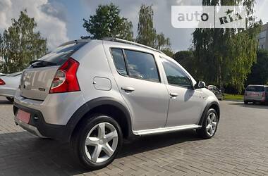 Хэтчбек Dacia Sandero StepWay 2009 в Луцке