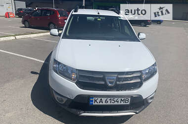 Хэтчбек Dacia Sandero StepWay 2015 в Киеве
