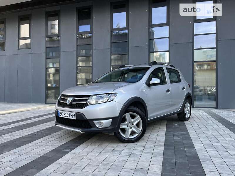 Внедорожник / Кроссовер Dacia Sandero StepWay 2013 в Львове