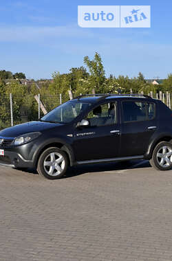 Внедорожник / Кроссовер Dacia Sandero StepWay 2010 в Дубно