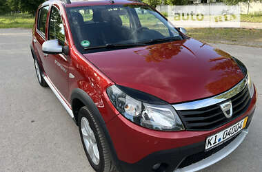 Внедорожник / Кроссовер Dacia Sandero StepWay 2011 в Умани