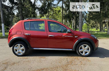 Внедорожник / Кроссовер Dacia Sandero StepWay 2011 в Умани